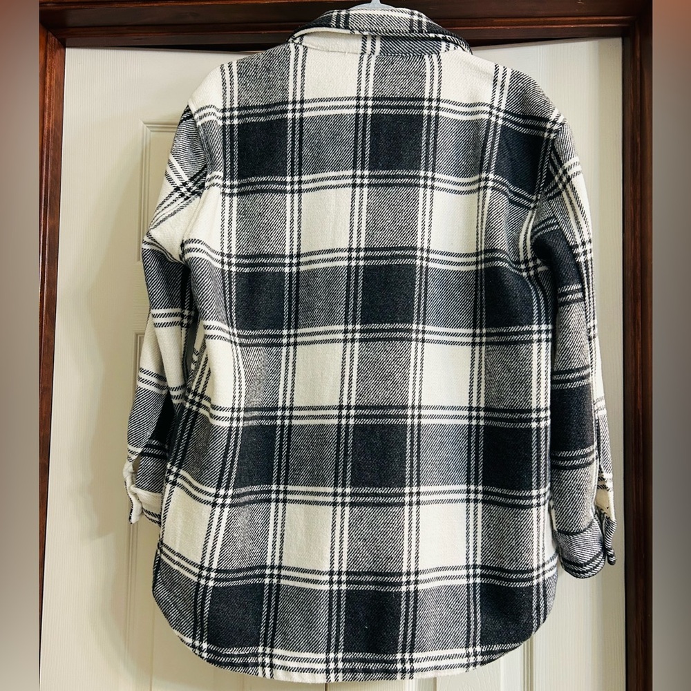 Shacket Button Down Long Sleeve Plaid Excellent C… - image 6